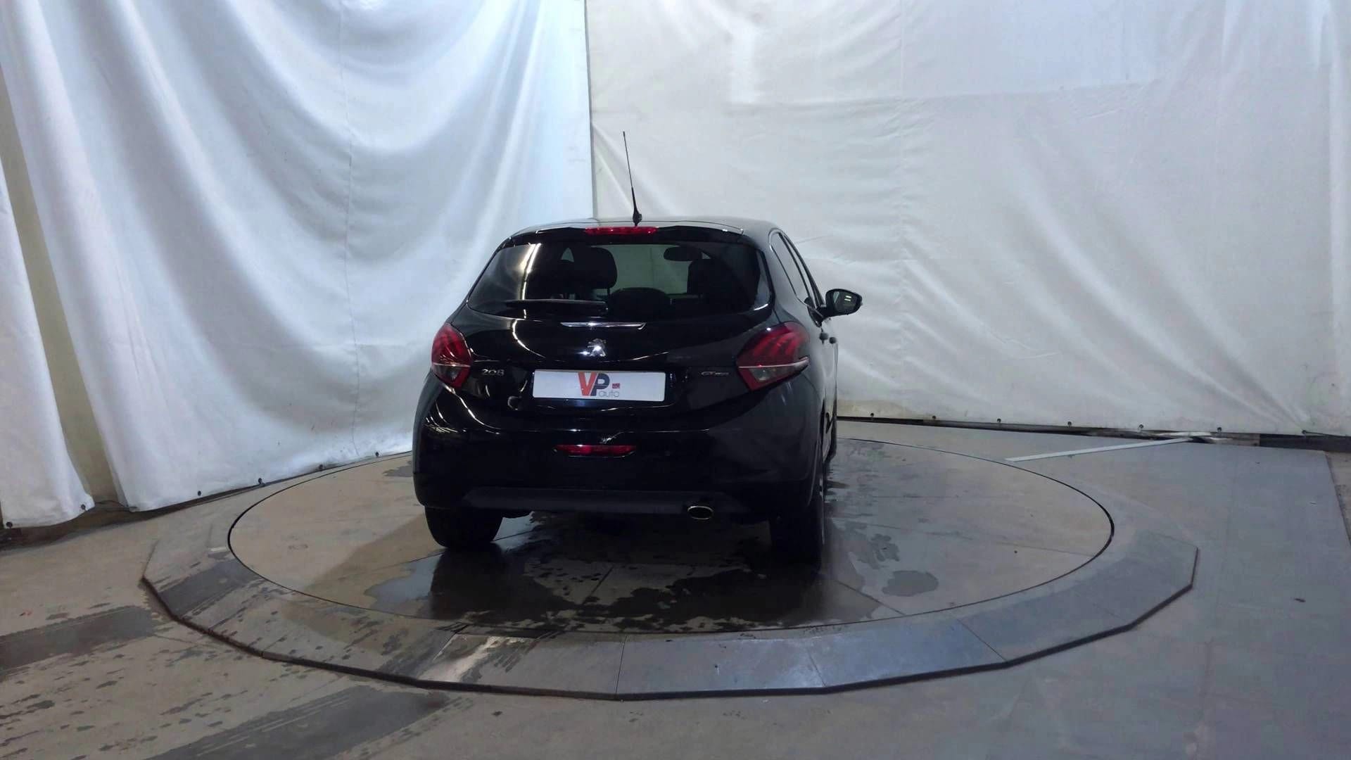 208 1.2 PureTech 110ch S&S BVM5, PEUGEOT · 2016 · 86 171 km · Essence à Anceaumeville — photo 1