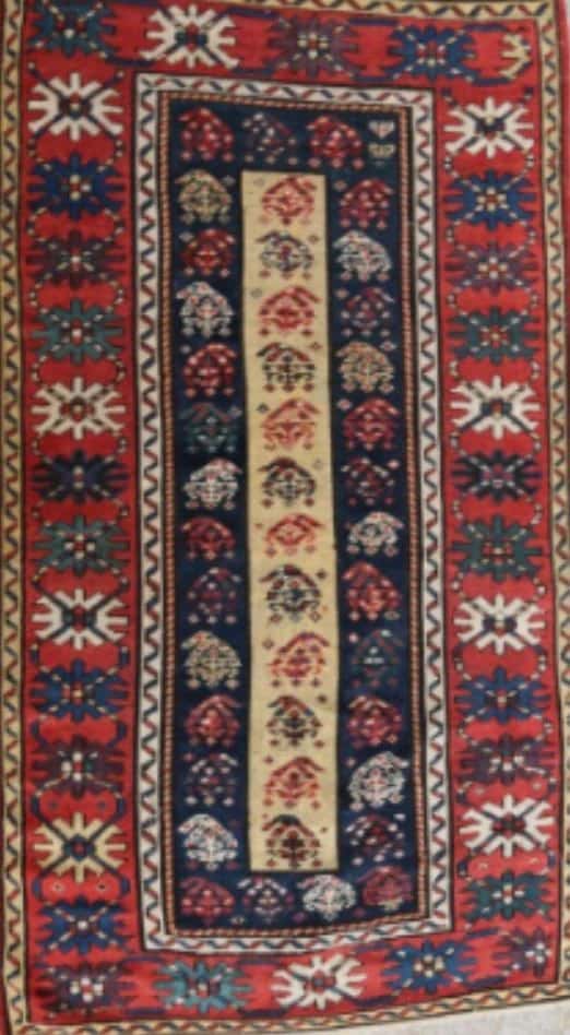 Rare et ancien Kazak de la fin XIXème siècle en velours en laine